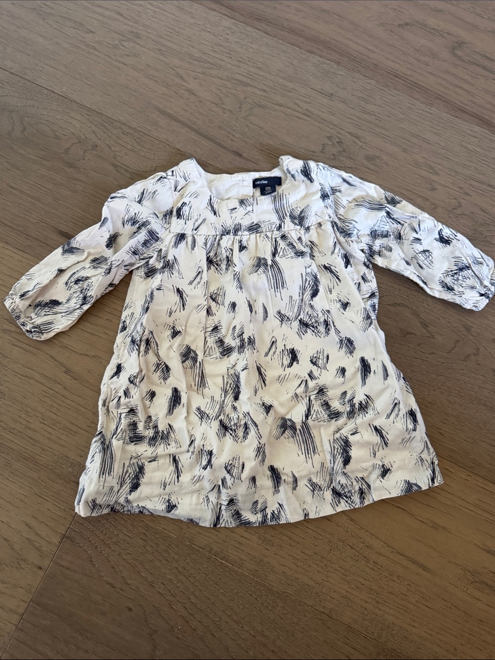 Super cute Spring dress 12-18 months